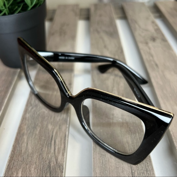 Large Fashion Clear Glasses - Picture 4 of 5